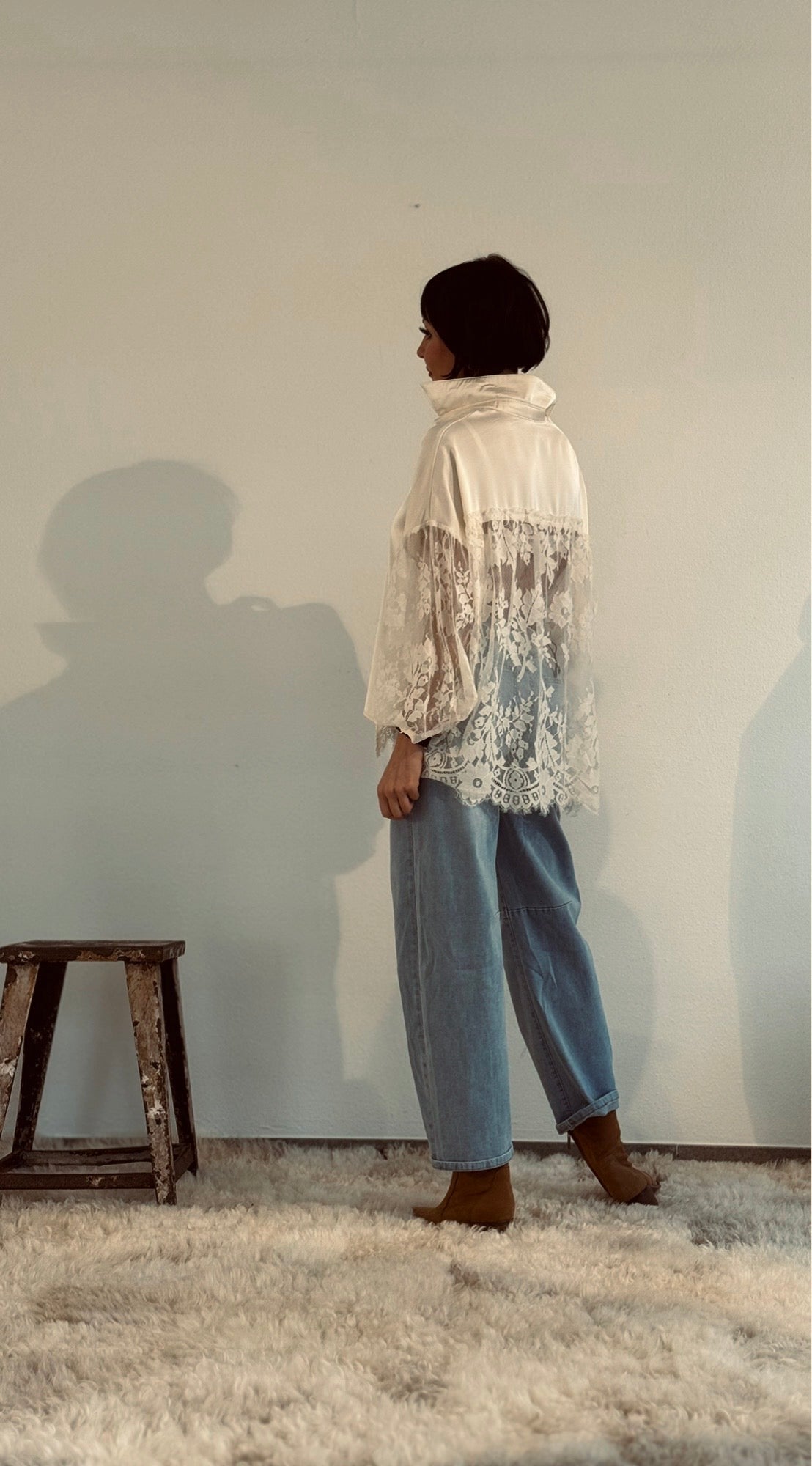 Blouse lace back cream