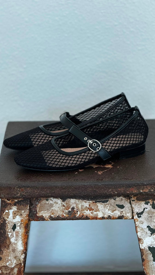 Ballerin fishnet heeled