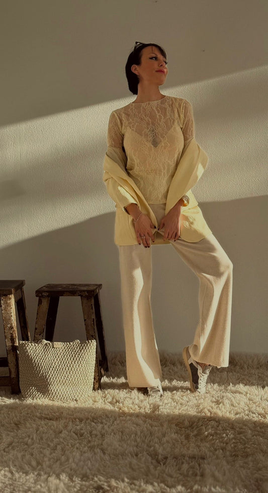 Top Blossom lace yellow