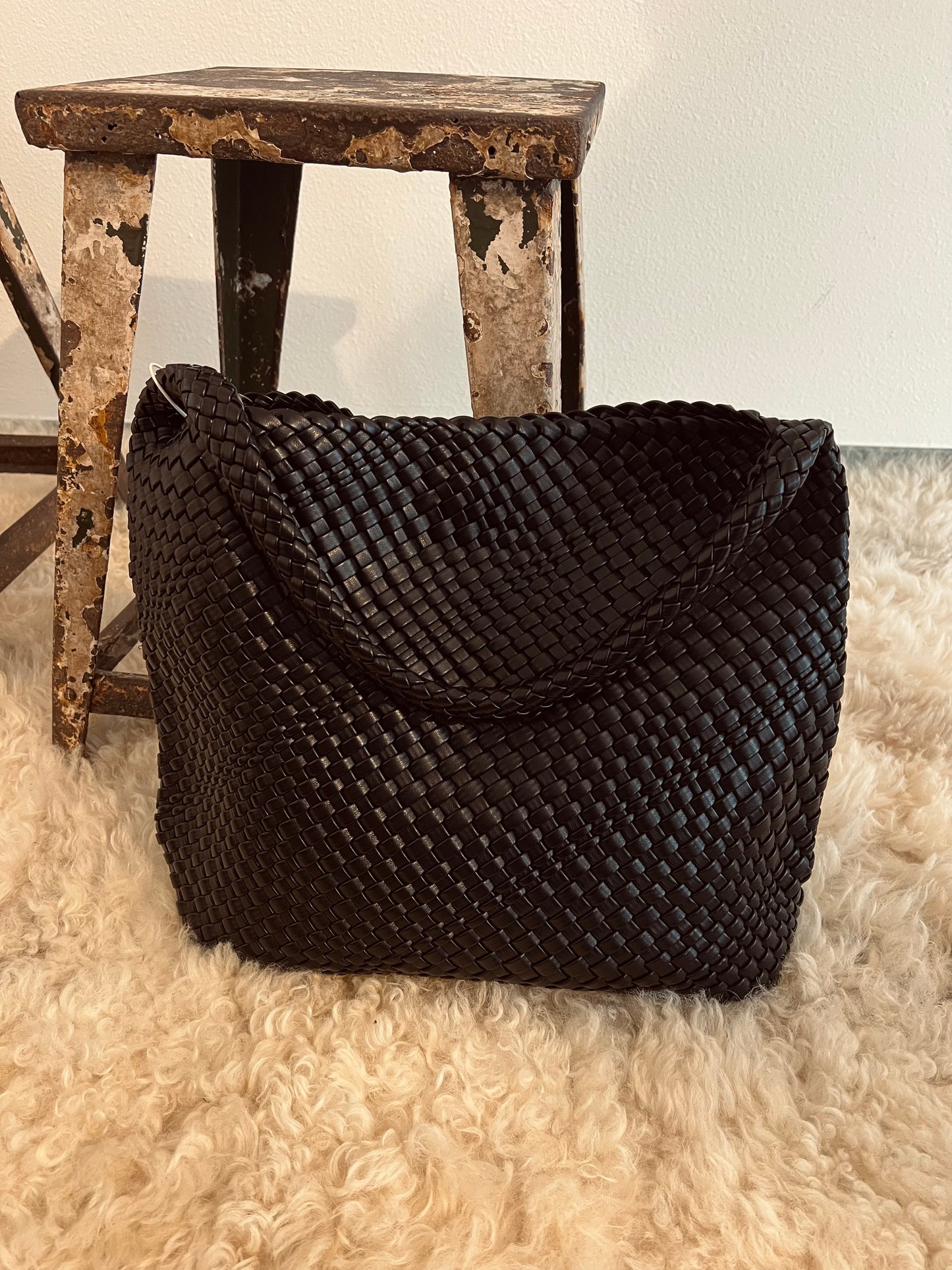 Bag woven XL black
