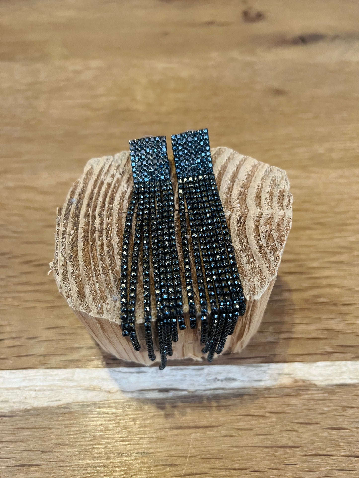 Earrings slinger grey