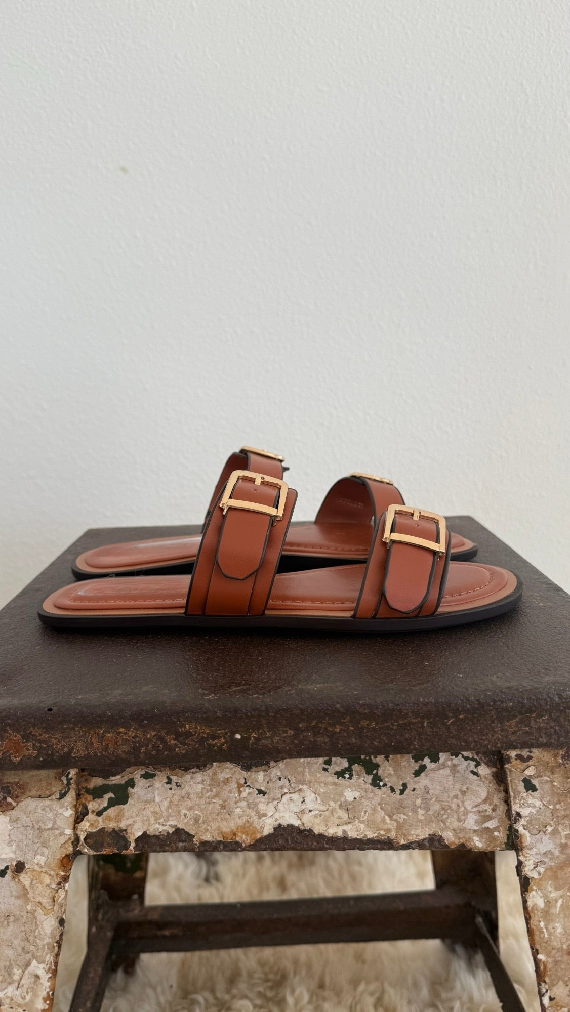 Duo Camel Slipper