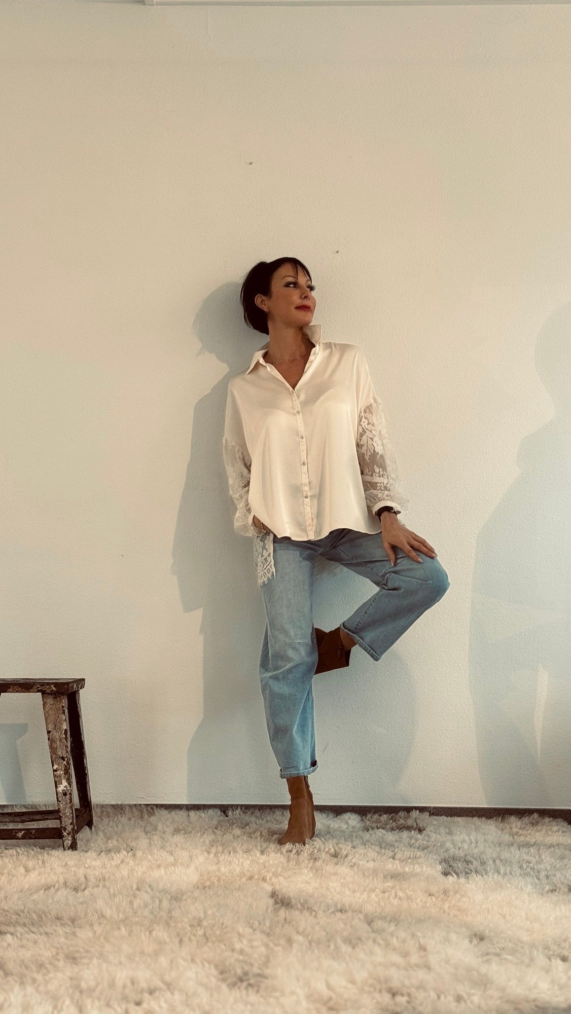 Blouse lace back cream