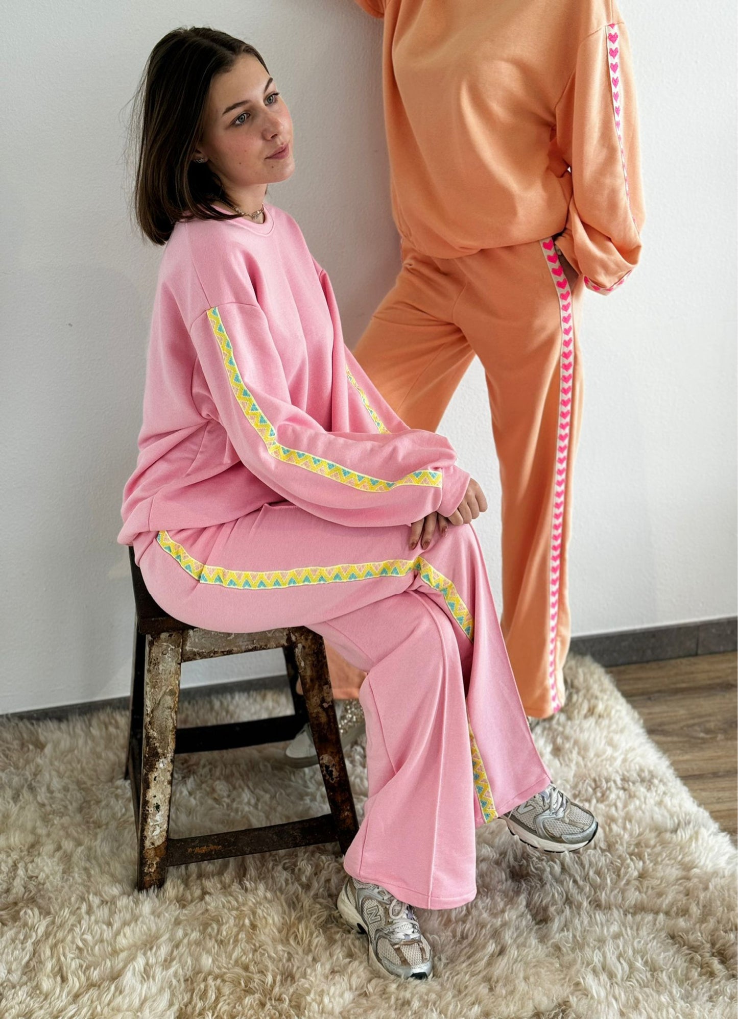 Pants track aztec pink