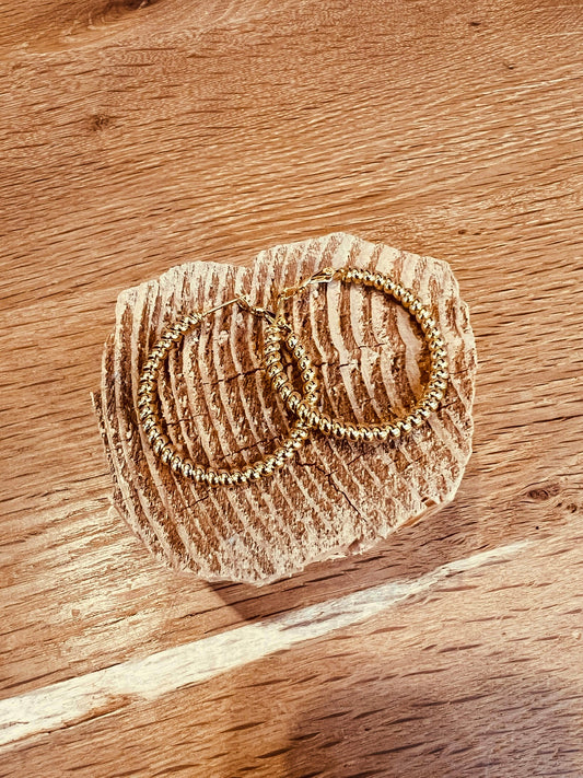 Earrings hoops swirled small