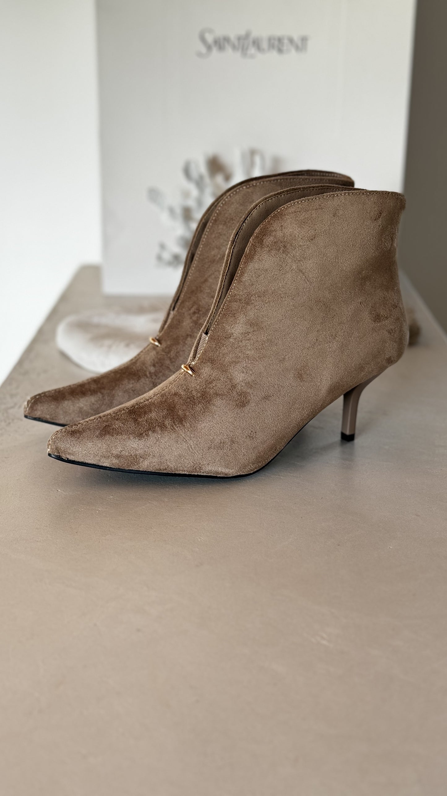 Boots Stella taupe