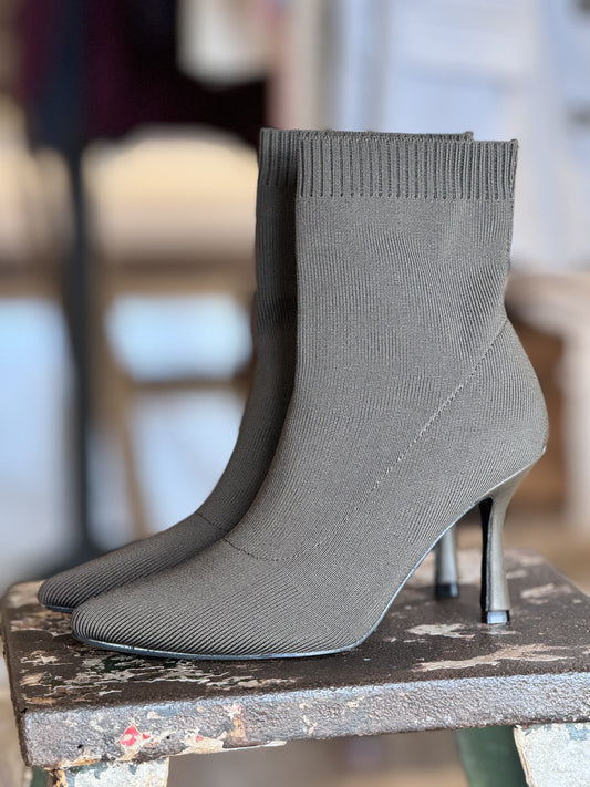 Boots sock sage