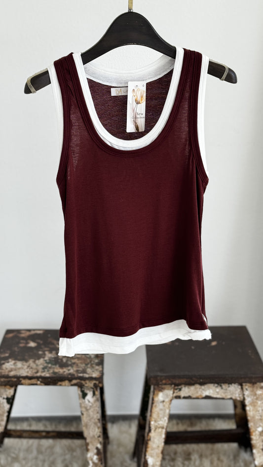 Top double burgundy