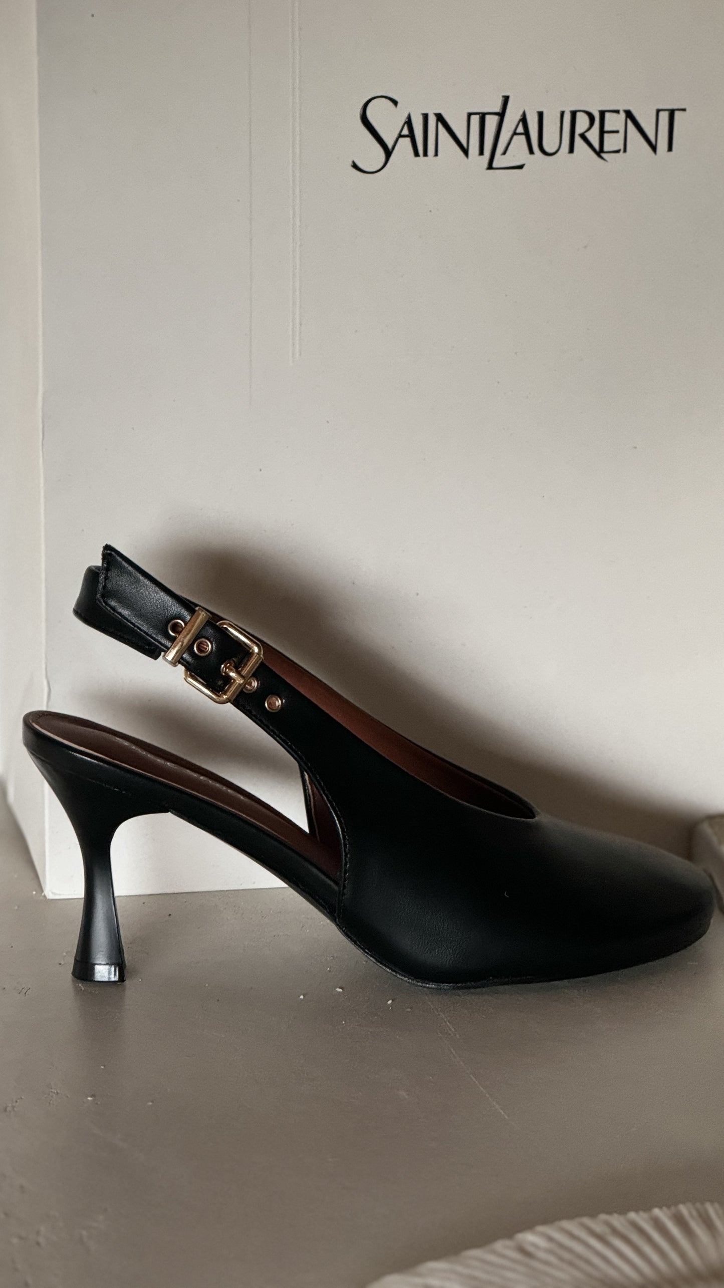Pump Evita slingback black