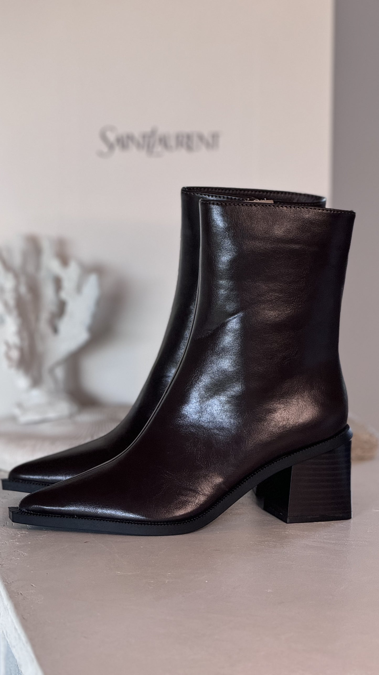 Boots classic brown