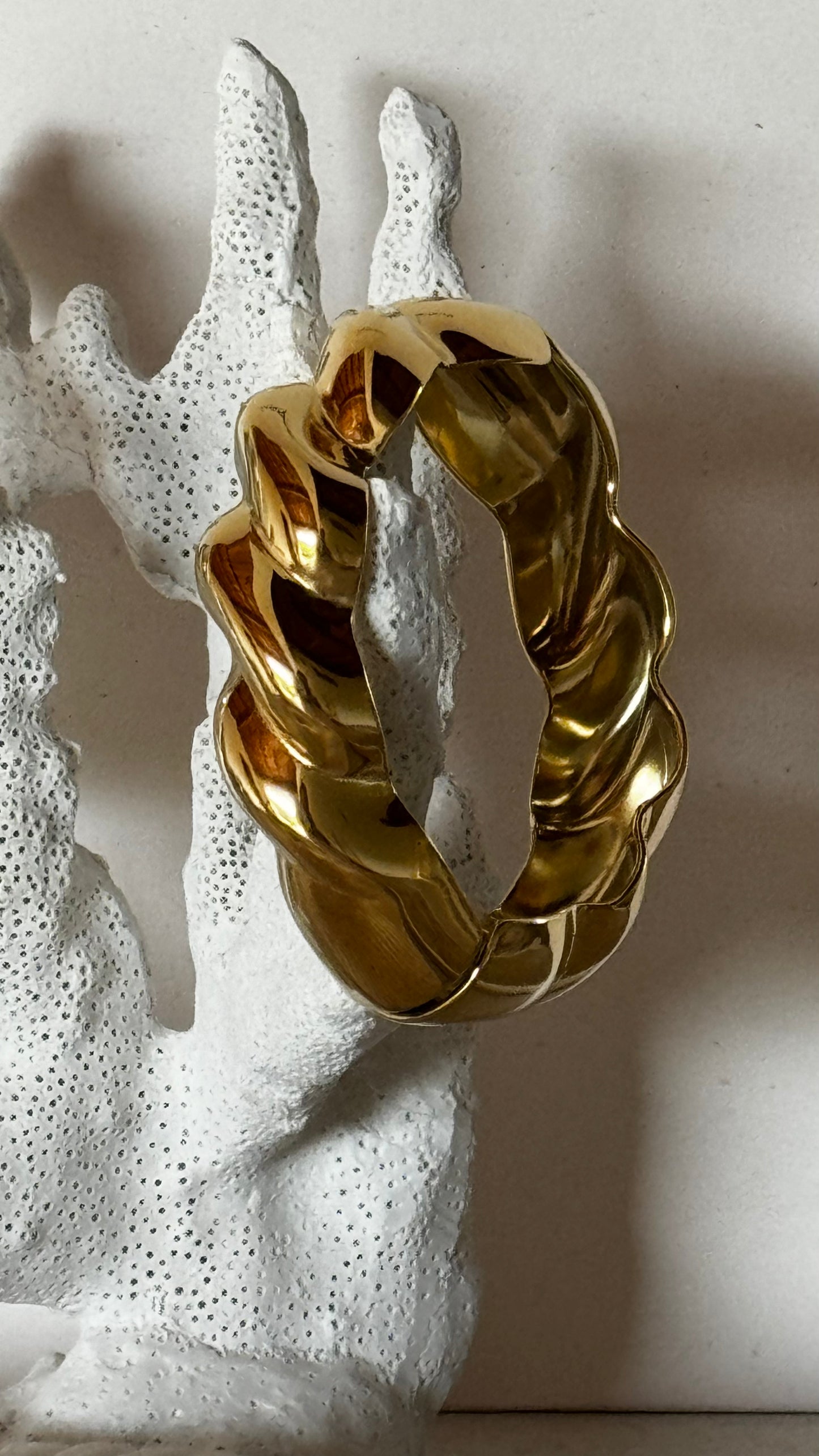 Stella swirl gold bracelet