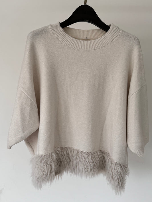 Pull Amara fluffy cream