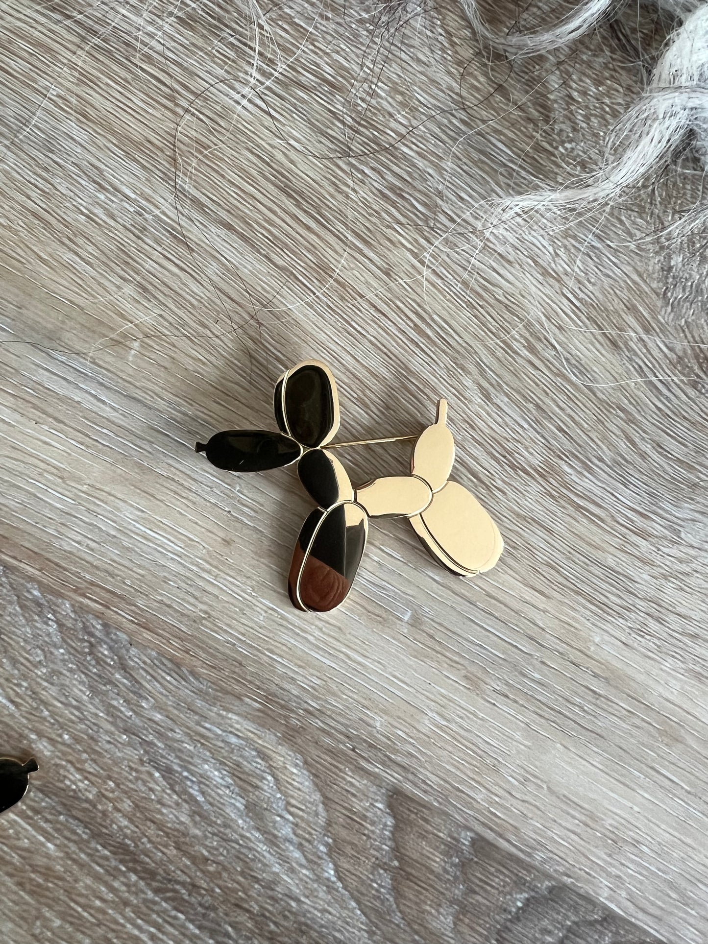 Broche Caniche Or