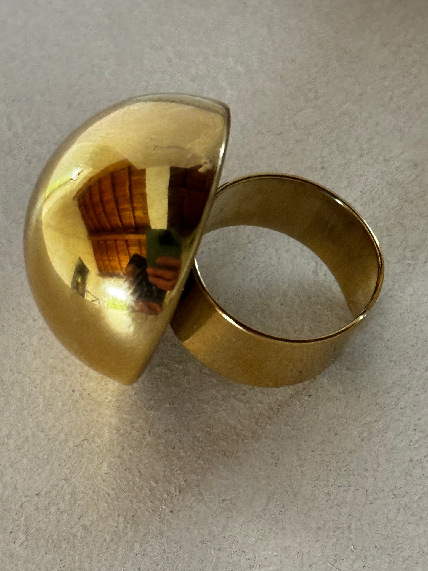 Ring Loro round
