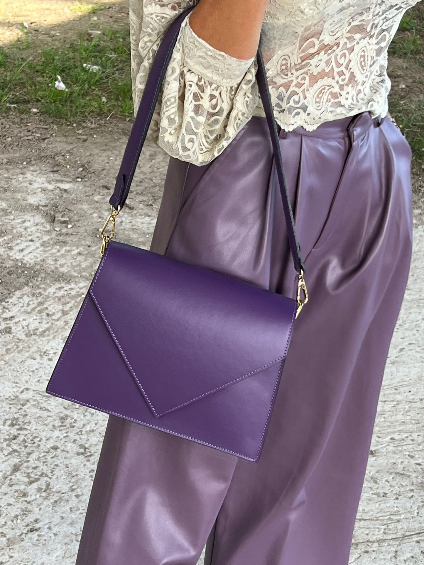 Sac enveloppe cuir